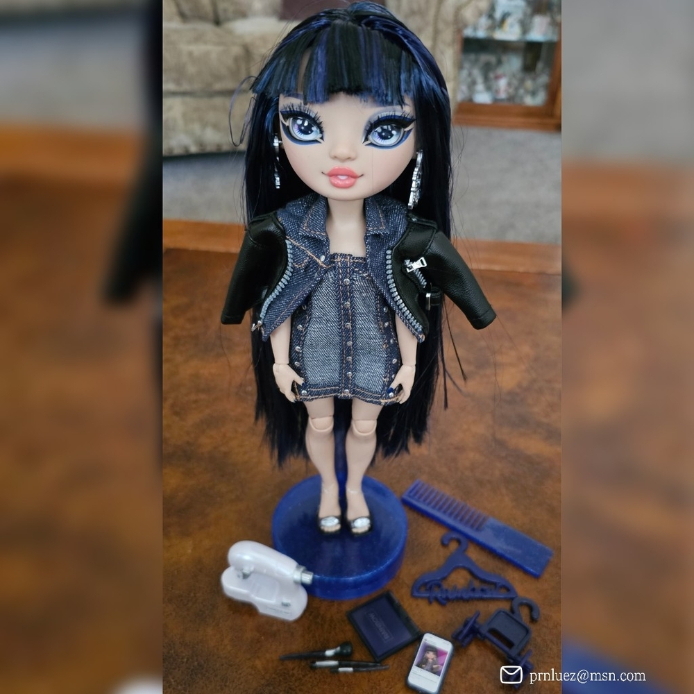 Rainbow High Kim Nguyen Doll